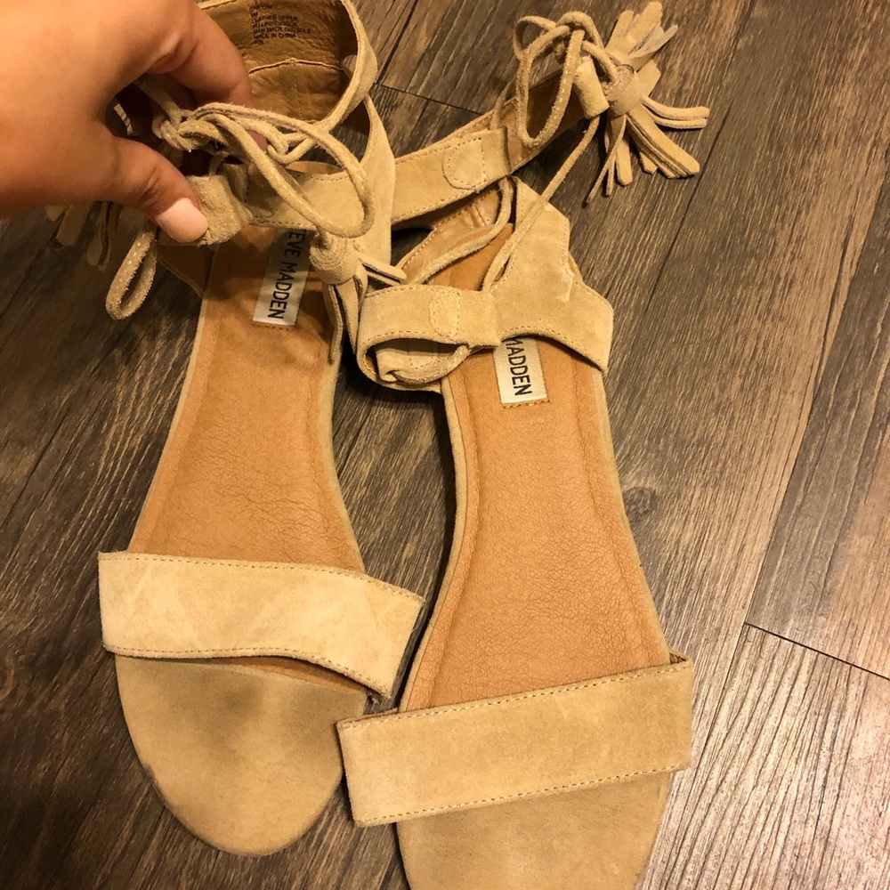 steve madden sandals with tassels